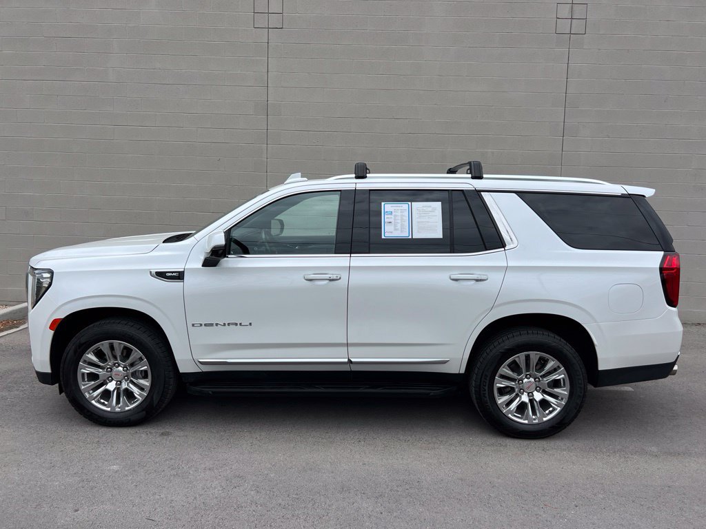 Used 2022 GMC Yukon Denali AWD/4WD image 3