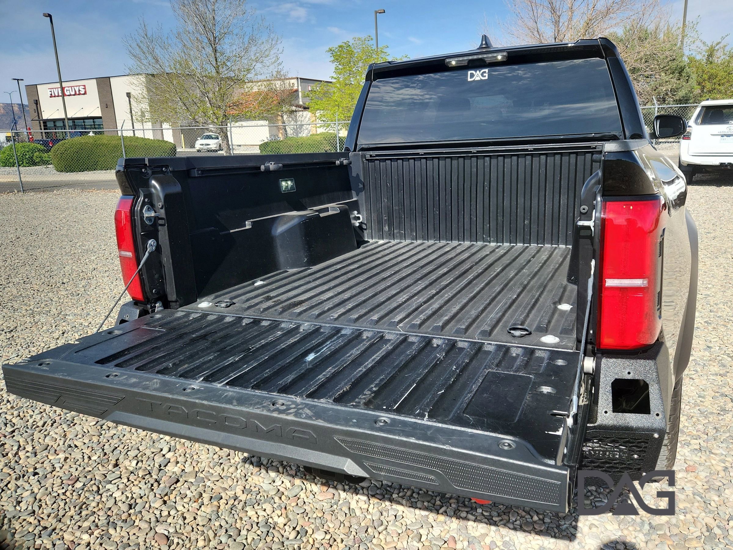 Used 2024 Toyota Tacoma TRD Off-Road image 22