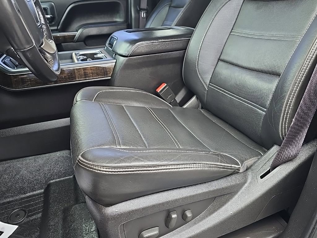 Used 2016 GMC Sierra 2500 Denali w/ Driver Alert Package image 19