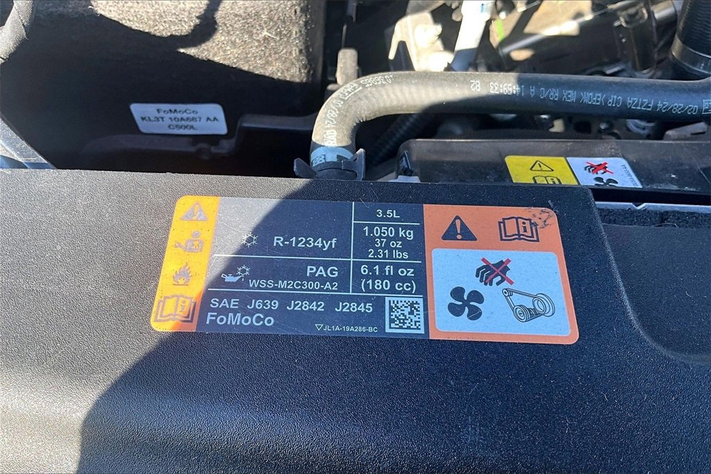 Used 2024 Ford Expedition Limited image 35