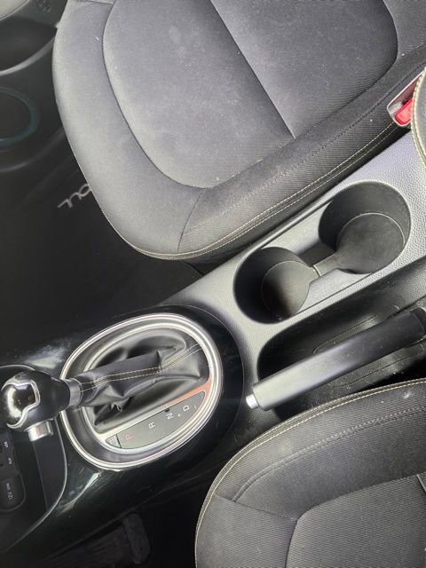 Used 2014 Kia Soul + w/ Audio Package FWD image 21