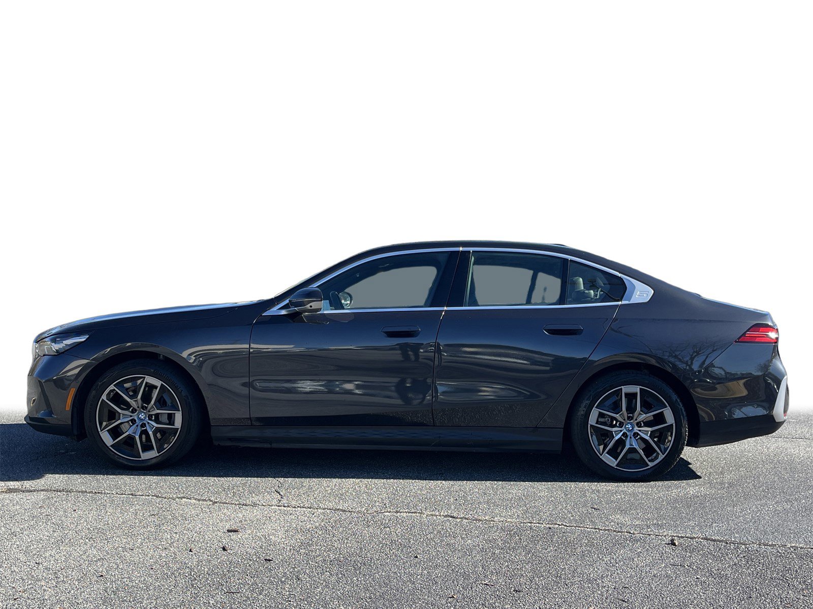 Used 2024 BMW i5 eDrive40i image 25