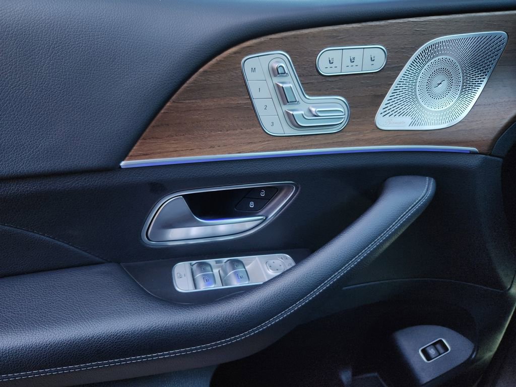 Used 2022 Mercedes-Benz GLS 450 4MATIC image 22