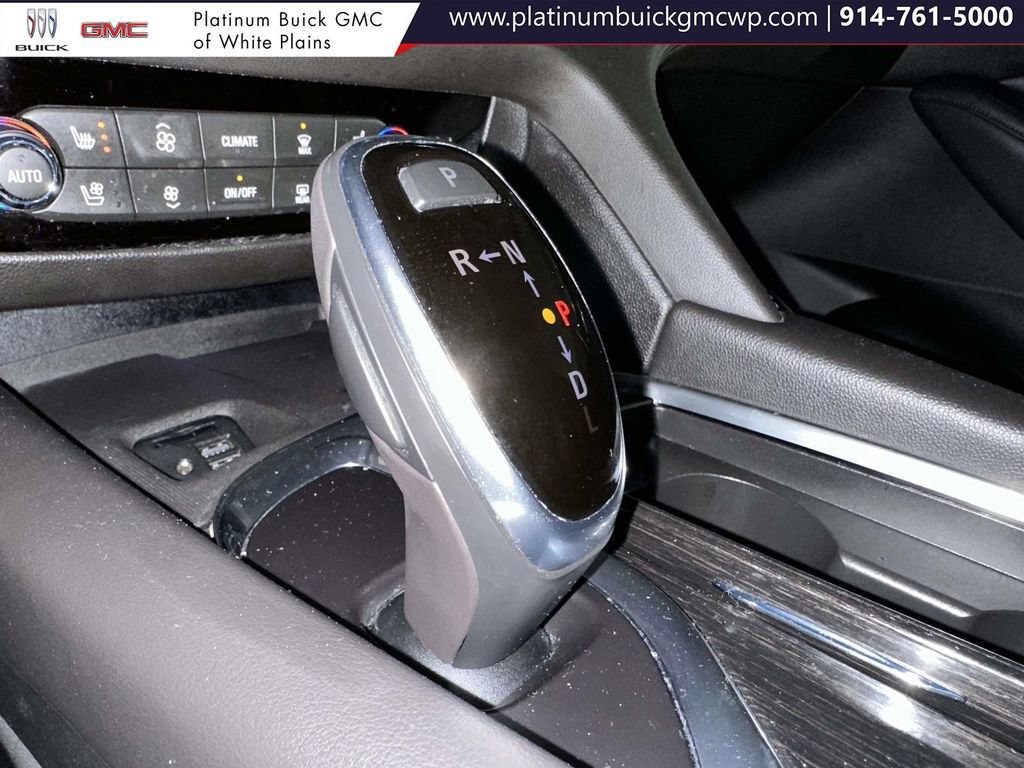 Used 2021 Buick Enclave Avenir w/ Avenir Technology Package image 29