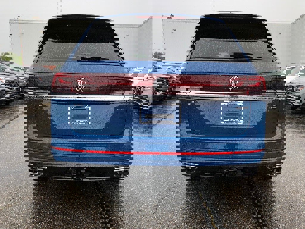 New 2025 Volkswagen Atlas SEL Premium R-Line image 5