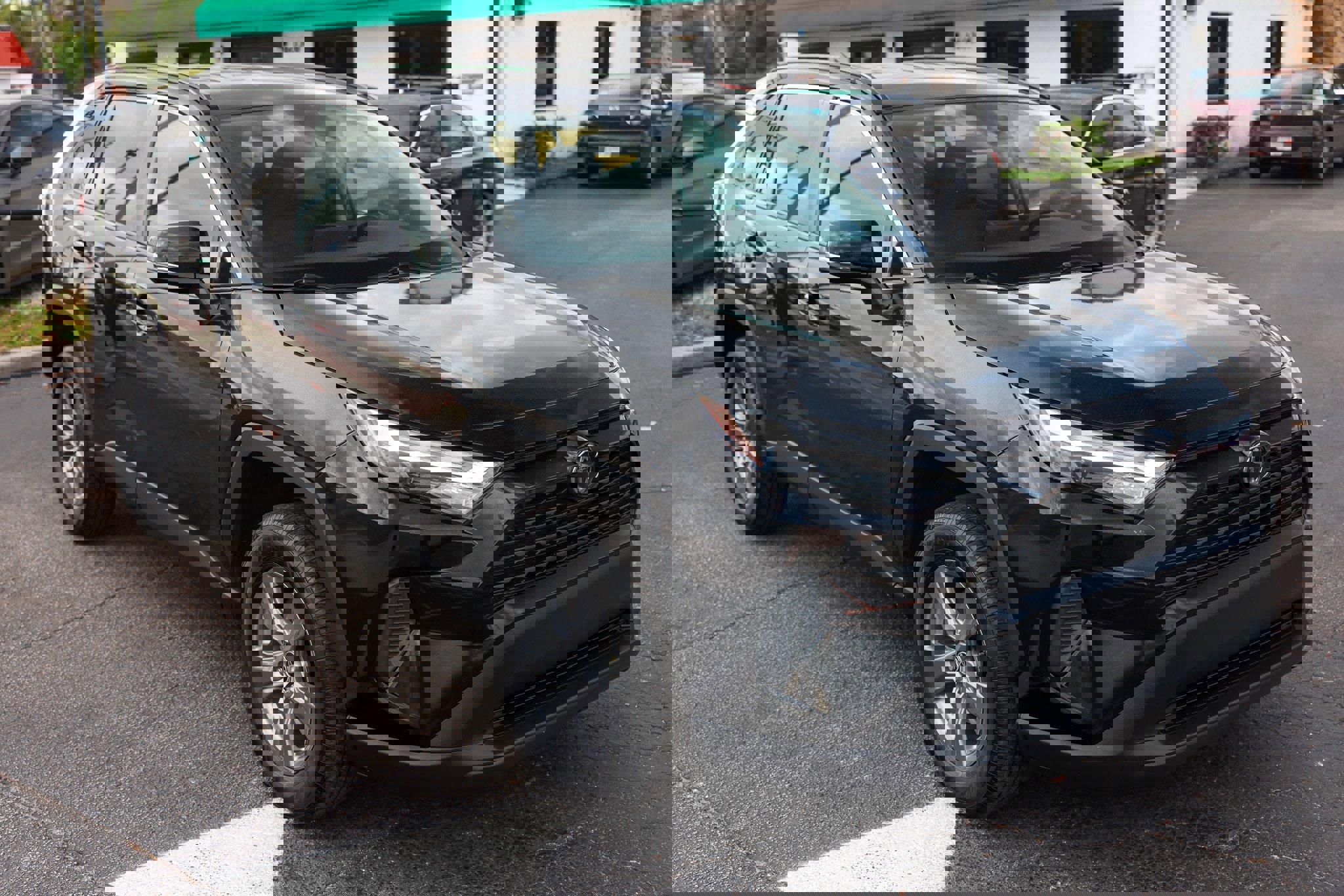 Used 2022 Toyota RAV4 XLE image 19