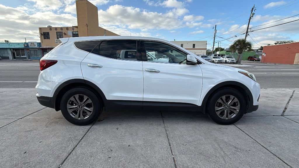 Used 2017 Hyundai Santa Fe Sport FWD image 14