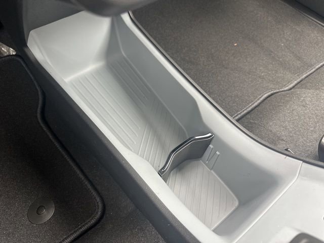 New 2027 Chevrolet Bolt LT FWD image 25