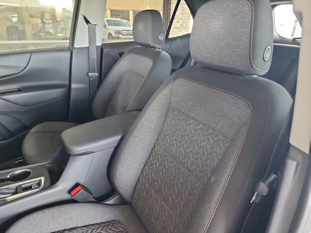 Used 2024 Chevrolet Equinox LT w/ LPO, Floor Liner Package image 11