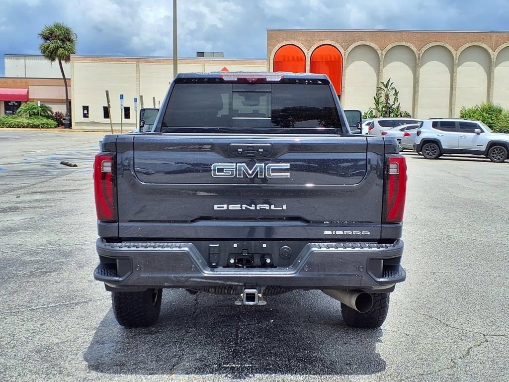 Used 2024 GMC Sierra 2500 Denali Ultimate AWD/4WD image 6