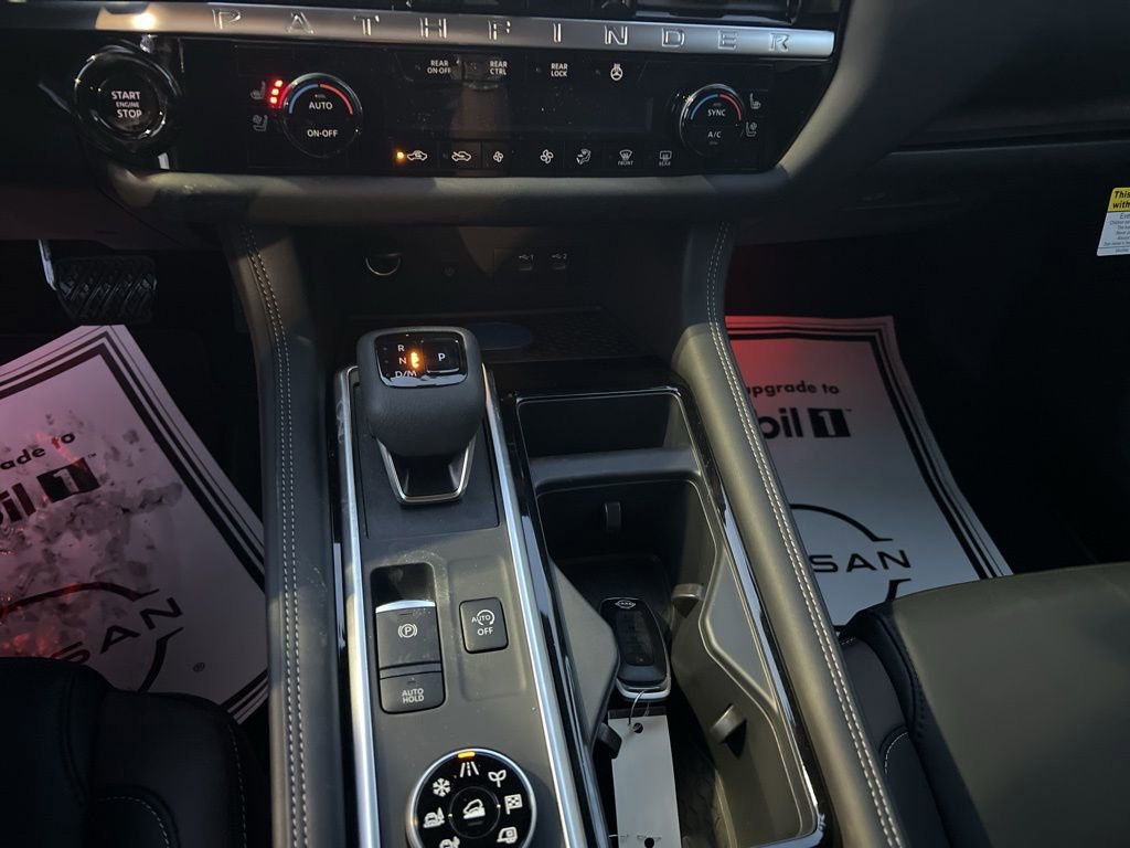 New 2026 Nissan Pathfinder Platinum image 56