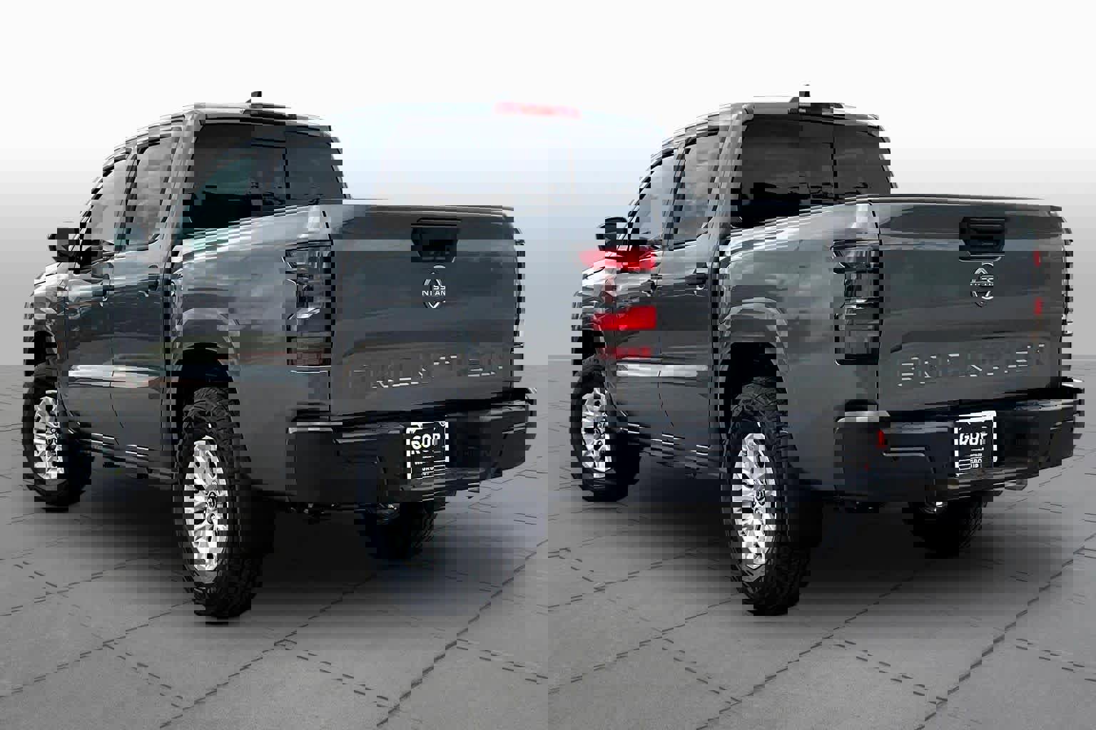 New 2026 Nissan Frontier S image 7