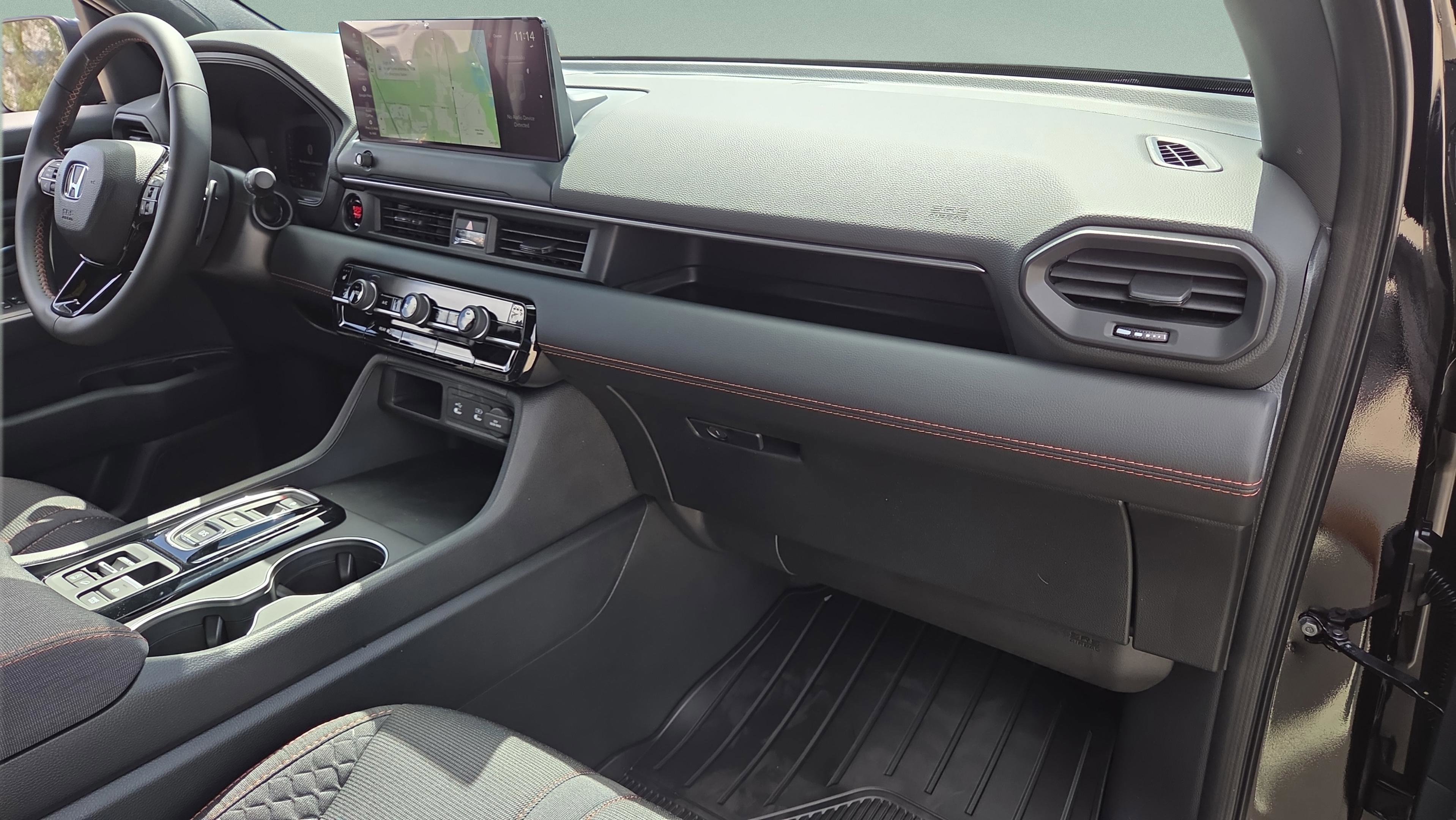 New 2026 Honda Pilot Sport image 17