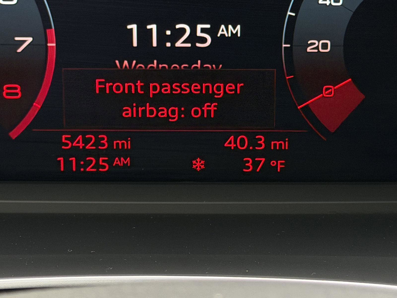 Used 2025 Audi Q3 2.0T Premium Plus w/ Premium Plus Package image 21