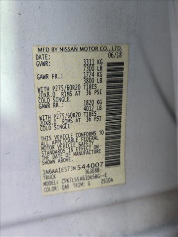 Used 2018 Nissan Titan SV w/ SV Convenience Package image 25