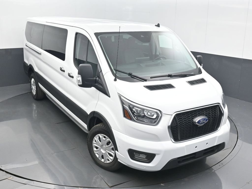 Used 2023 Ford Transit 350 XLT image 34