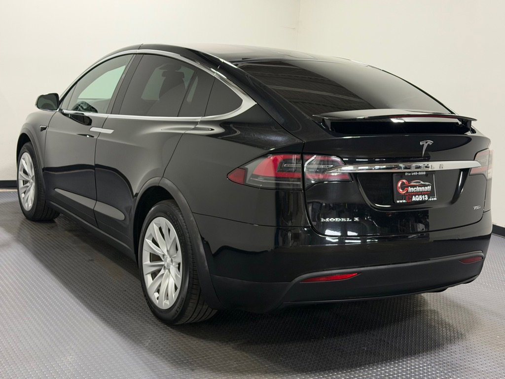 Used 2016 Tesla Model X 75D image 7