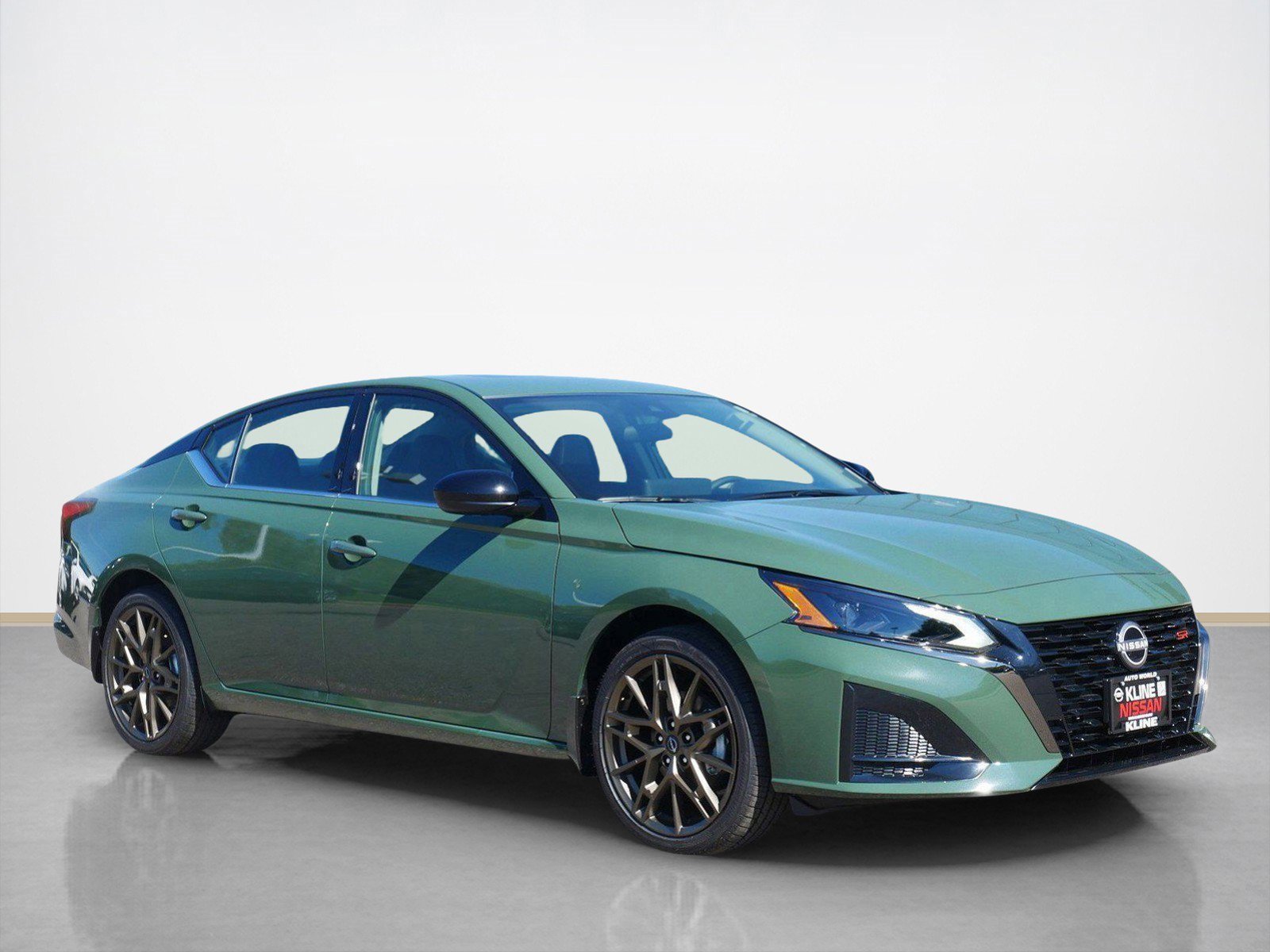 New 2025 Nissan Altima 2.5 SR