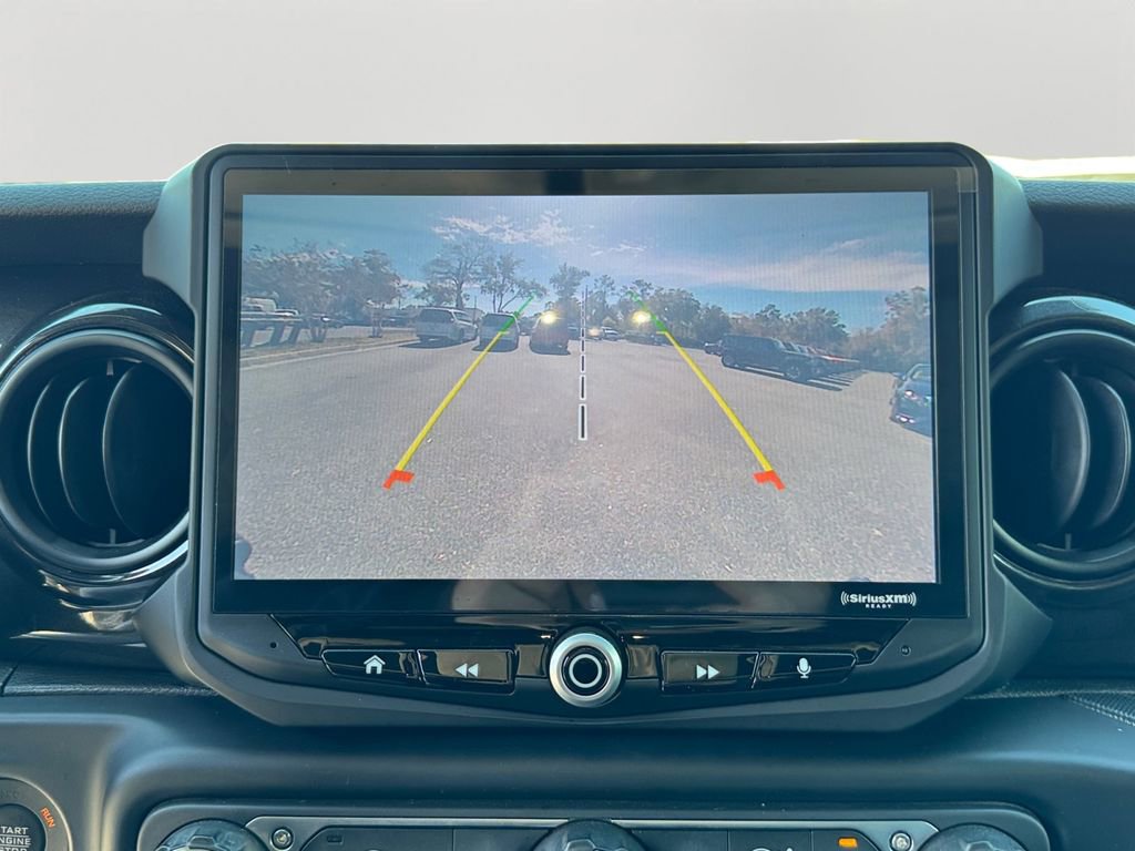 Used 2020 Jeep Wrangler Unlimited Sport image 26