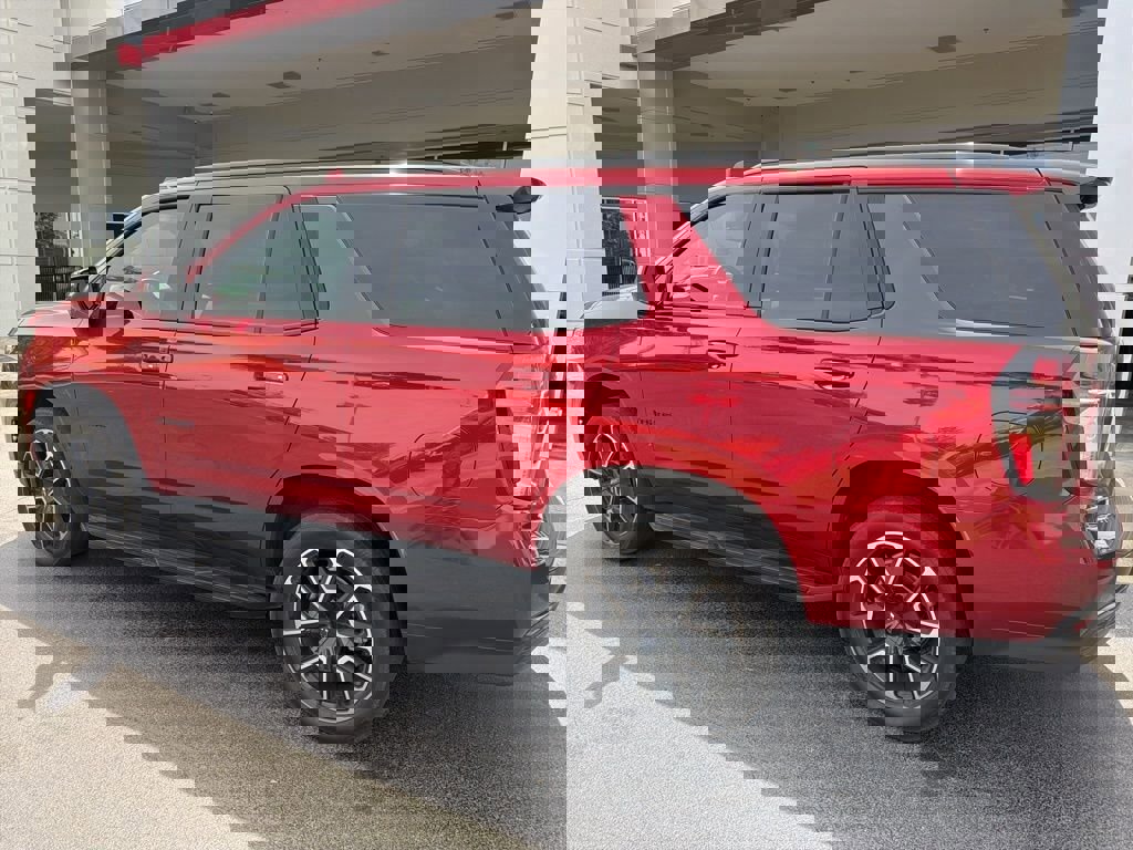 Used 2023 Chevrolet Tahoe RST AWD/4WD image 6