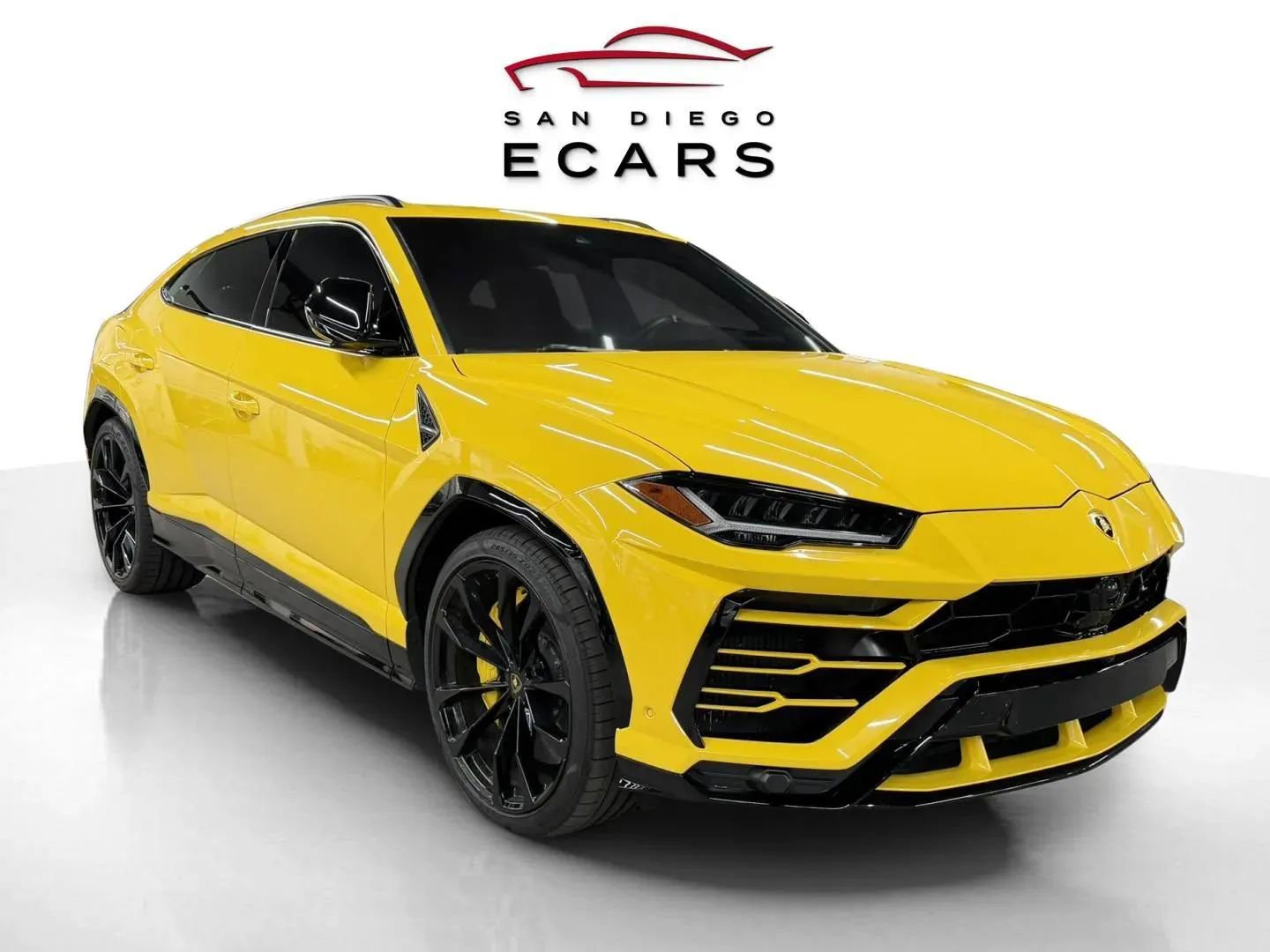 Used 2020 Lamborghini Urus image 3