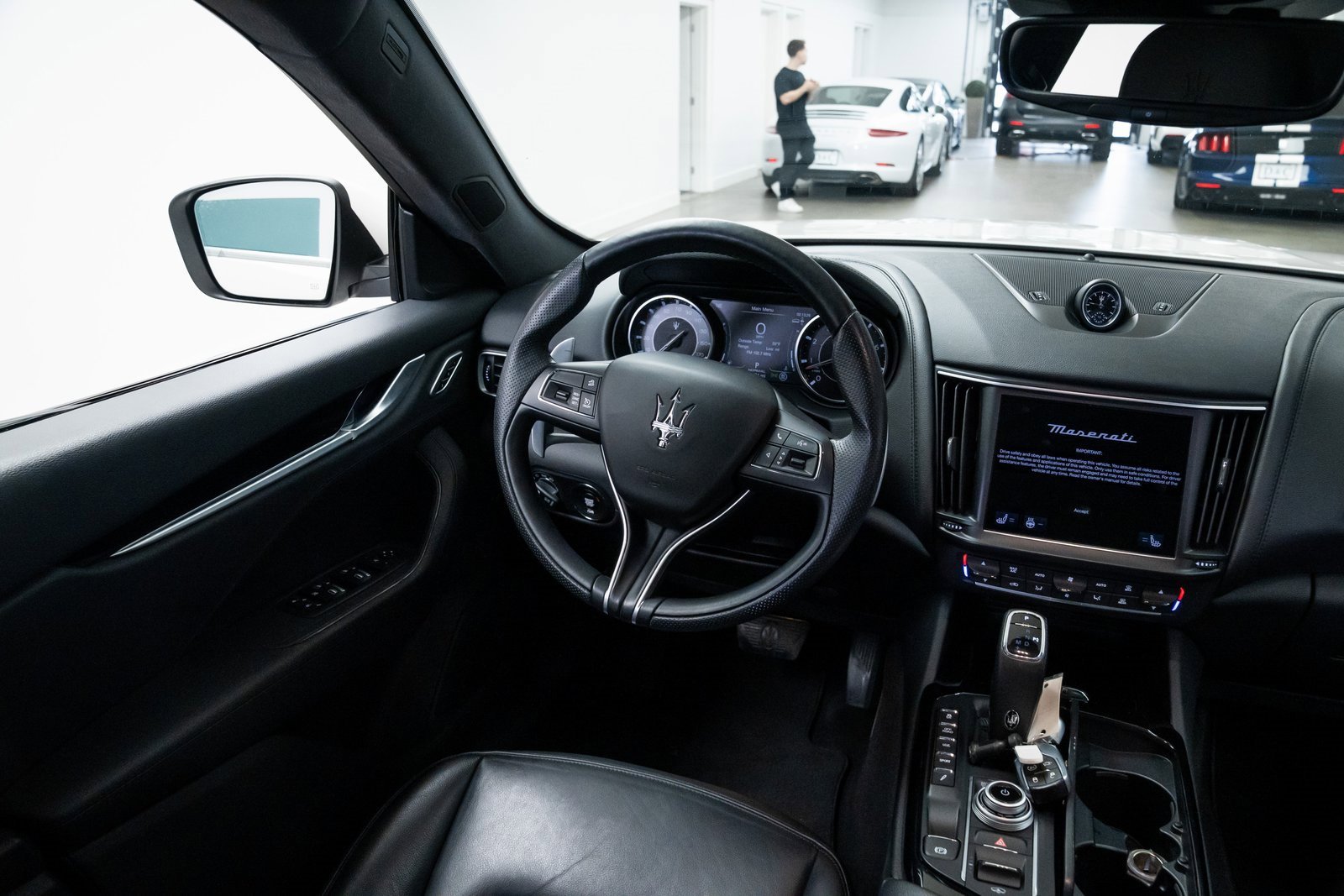 Used 2021 Maserati Levante S image 10