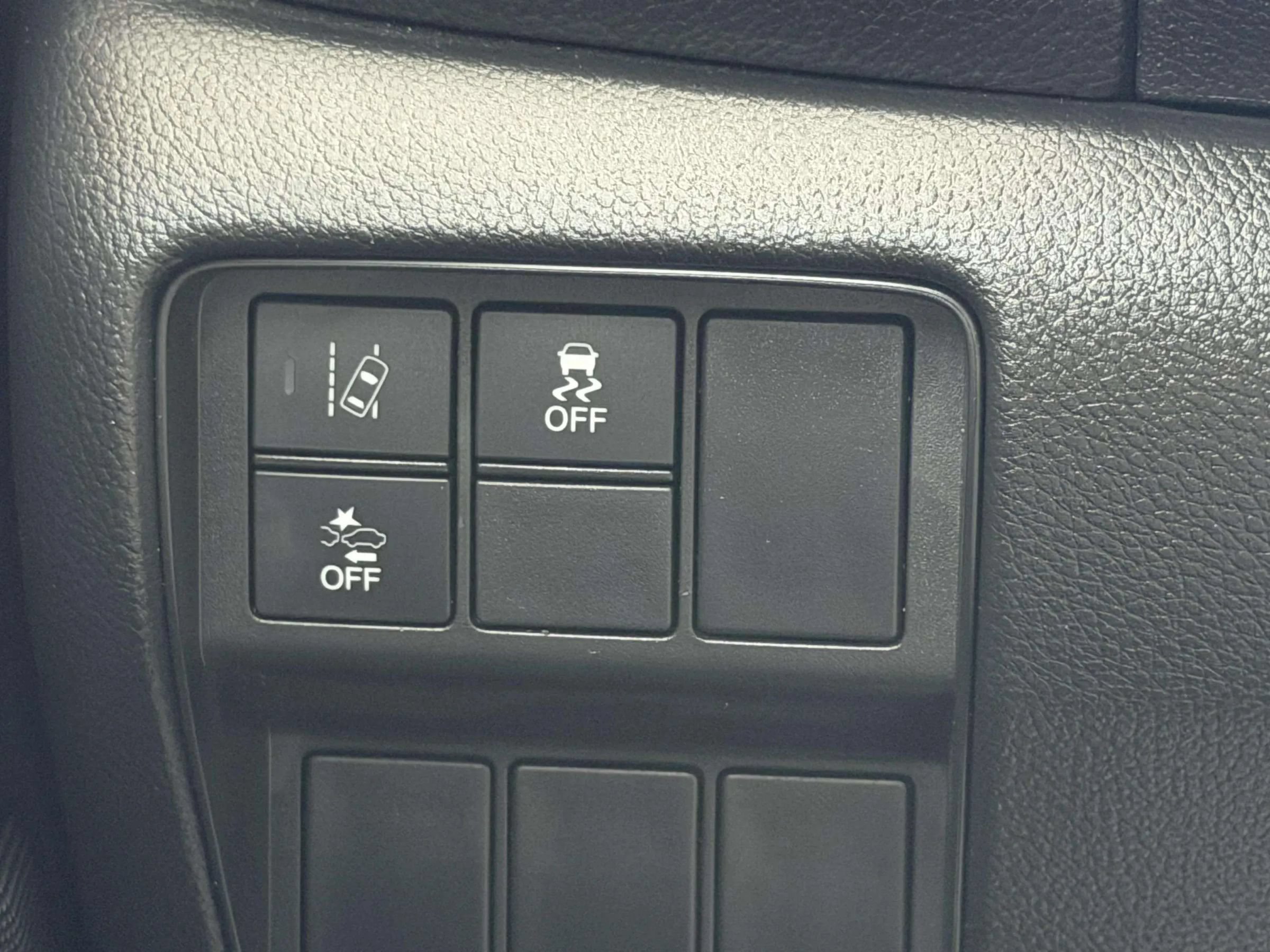 Used 2018 Honda CR-V EX image 36