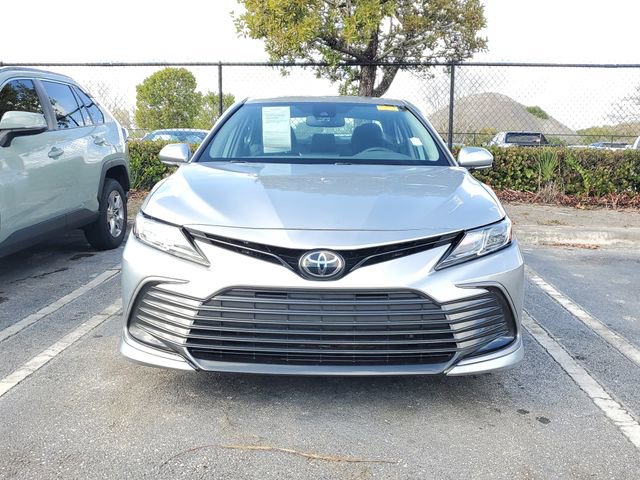 Used 2023 Toyota Camry LE w/ Convenience Package image 2