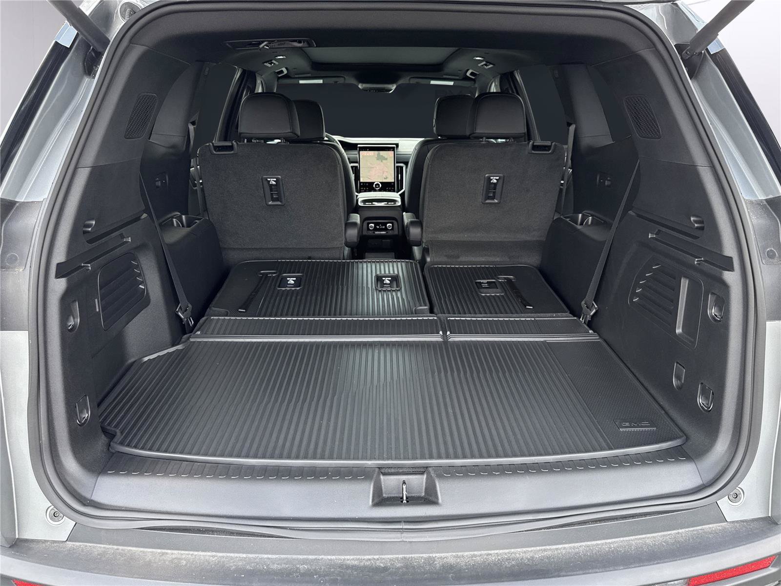 Certified 2026 GMC Acadia Elevation w/ Black Edition FWD image 34