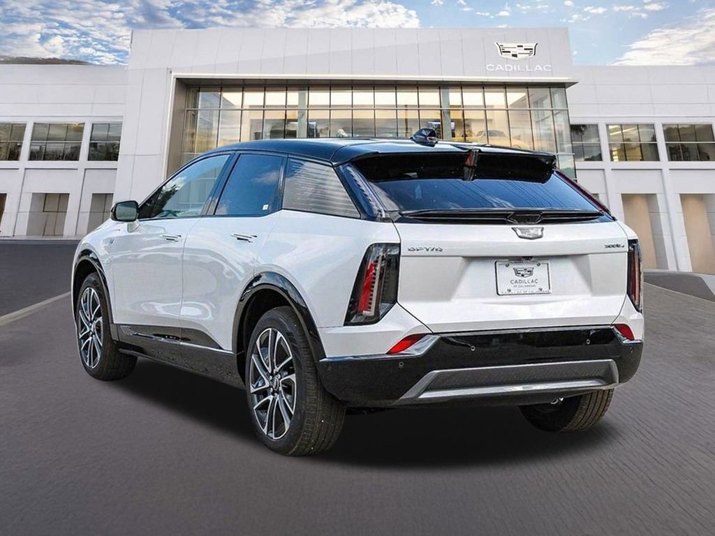 Used 2025 Cadillac Optiq Sport 1 image 6