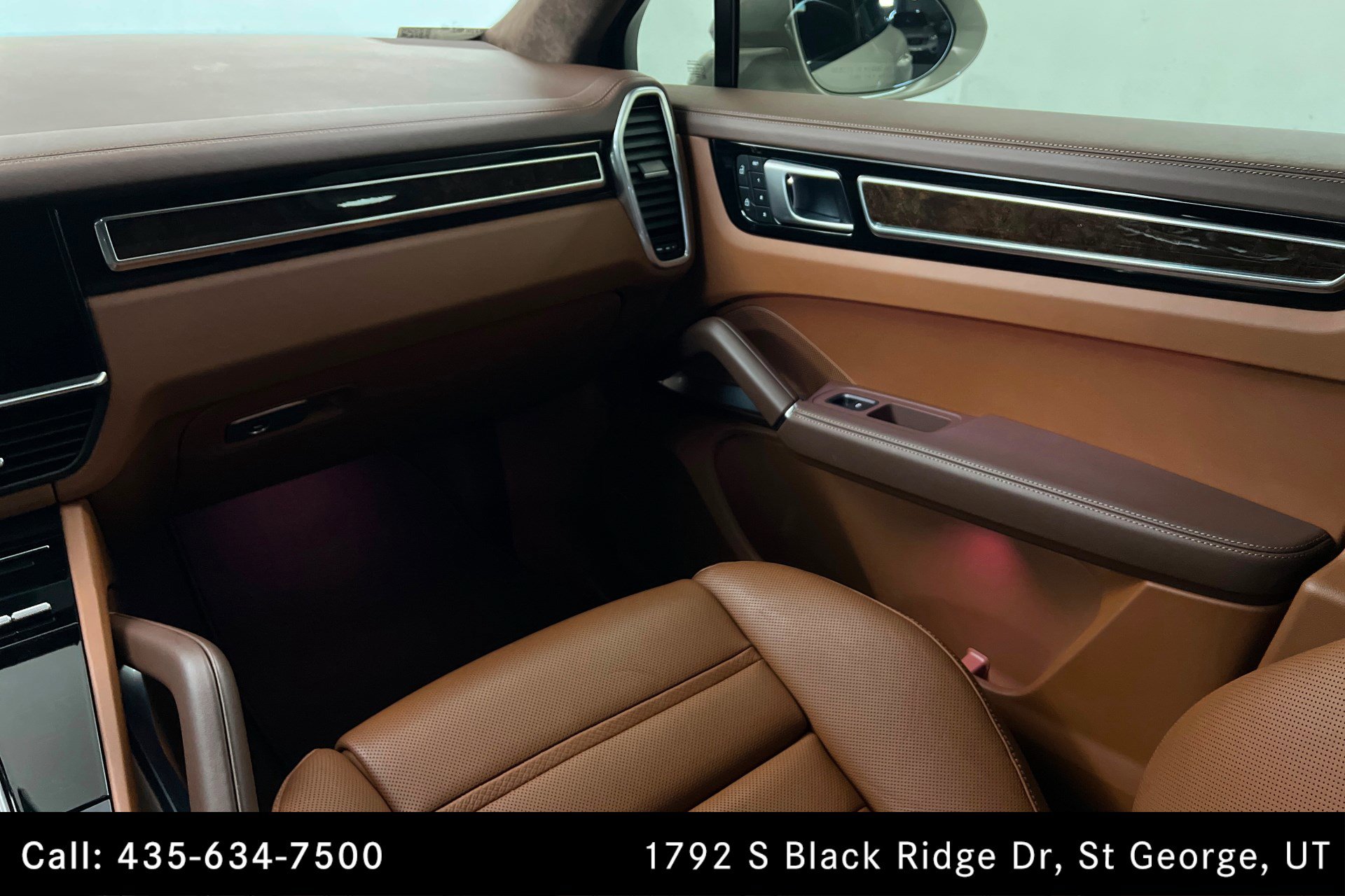 Used 2022 Porsche Cayenne Turbo AWD/4WD image 10