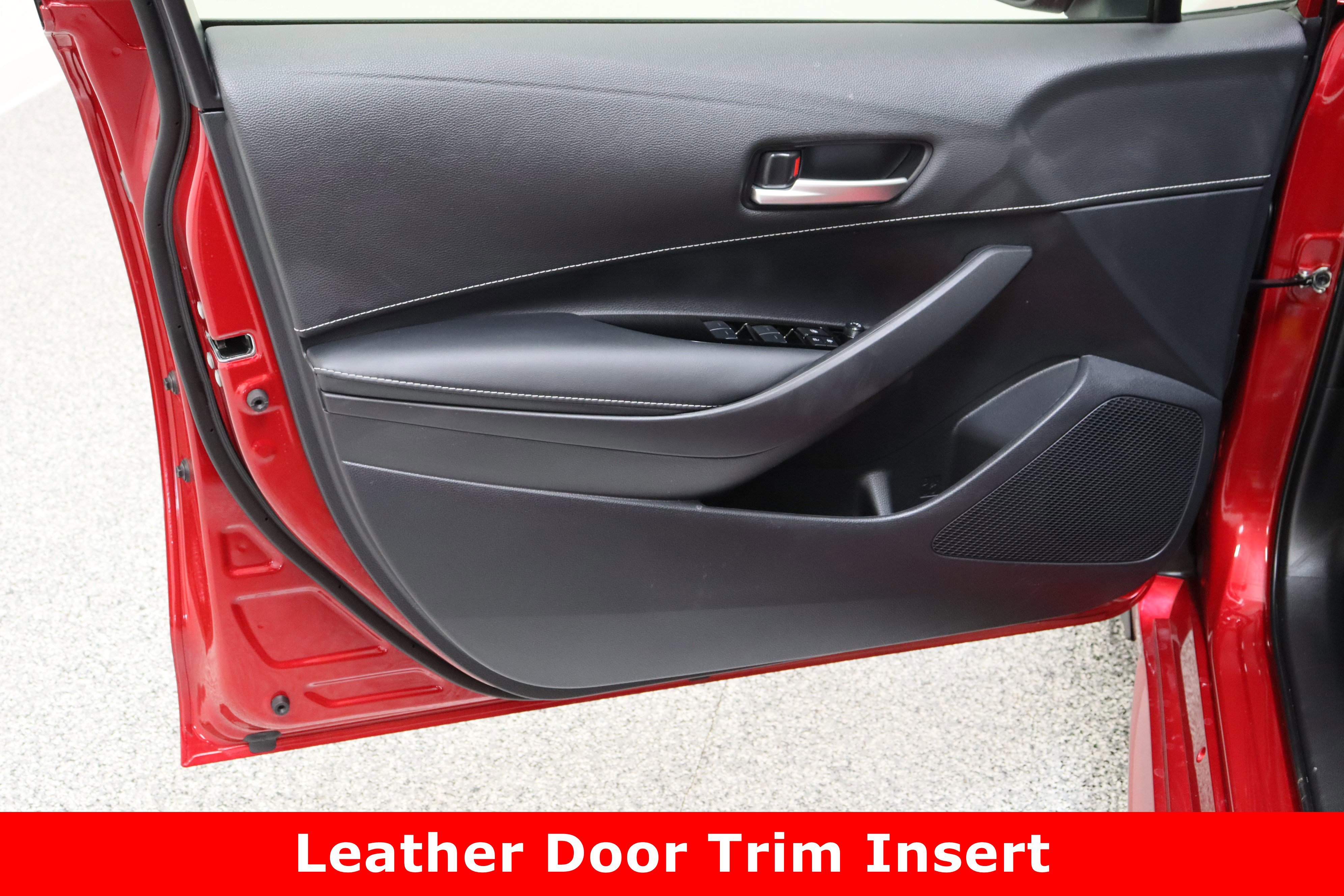 Certified 2025 Toyota Corolla SE image 12