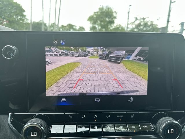 Used 2026 Chevrolet Colorado LT RWD image 24