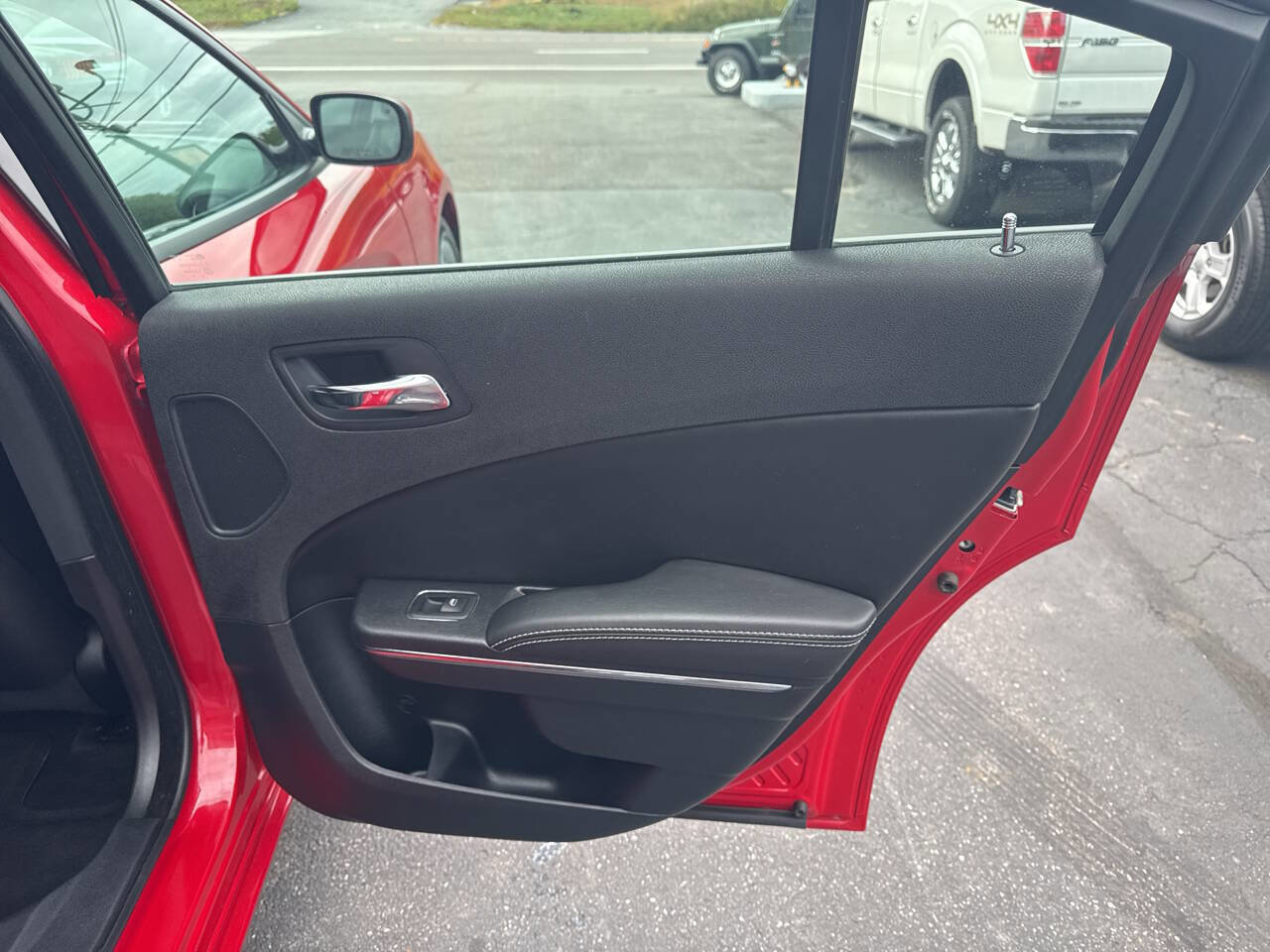 Used 2012 Dodge Charger SXT Plus RWD image 23
