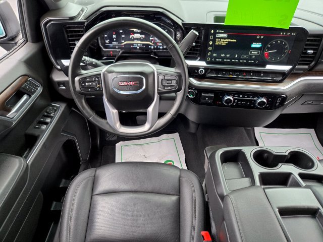Used 2025 GMC Sierra 1500 SLT AWD/4WD image 13