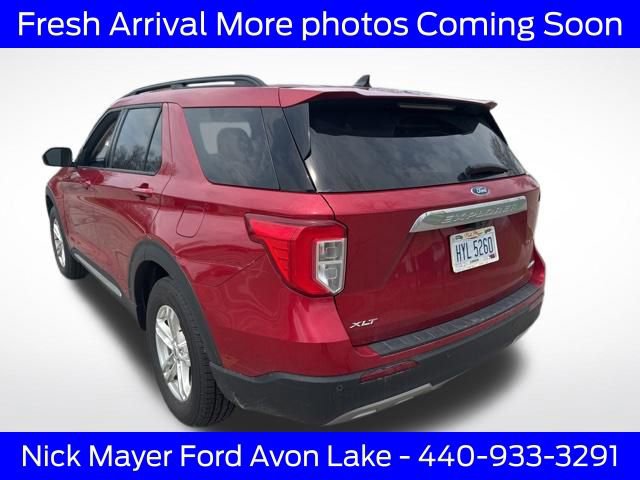 Used 2022 Ford Explorer XLT w/ Equipment Group 202A image 6