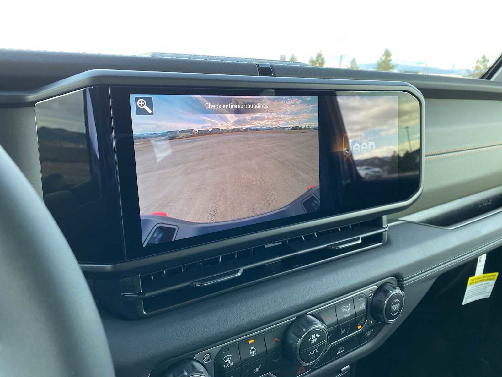 New 2026 Jeep Gladiator Mojave image 24