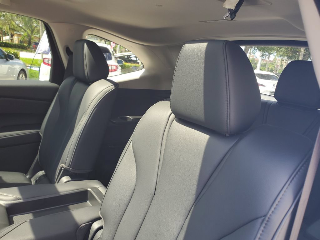 Used 2024 Acura MDX FWD image 13
