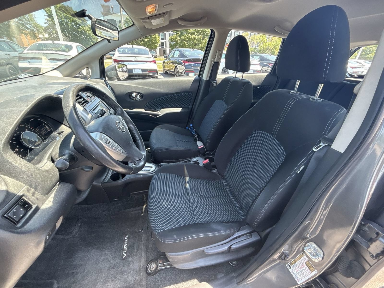 Used 2016 Nissan Versa Note SV w/ SV Appearance Package FWD image 12