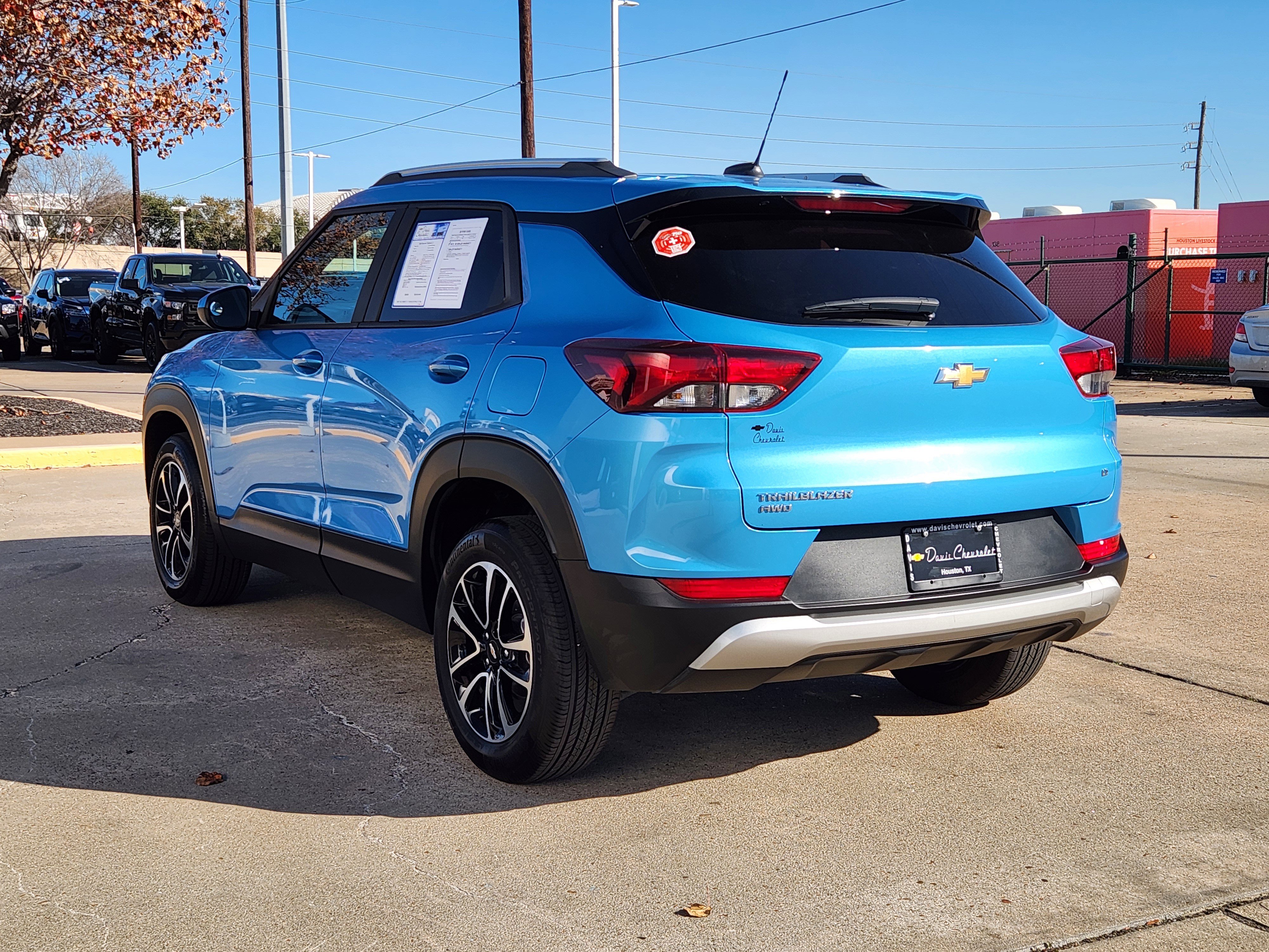 Certified 2025 Chevrolet TrailBlazer LT AWD/4WD image 8