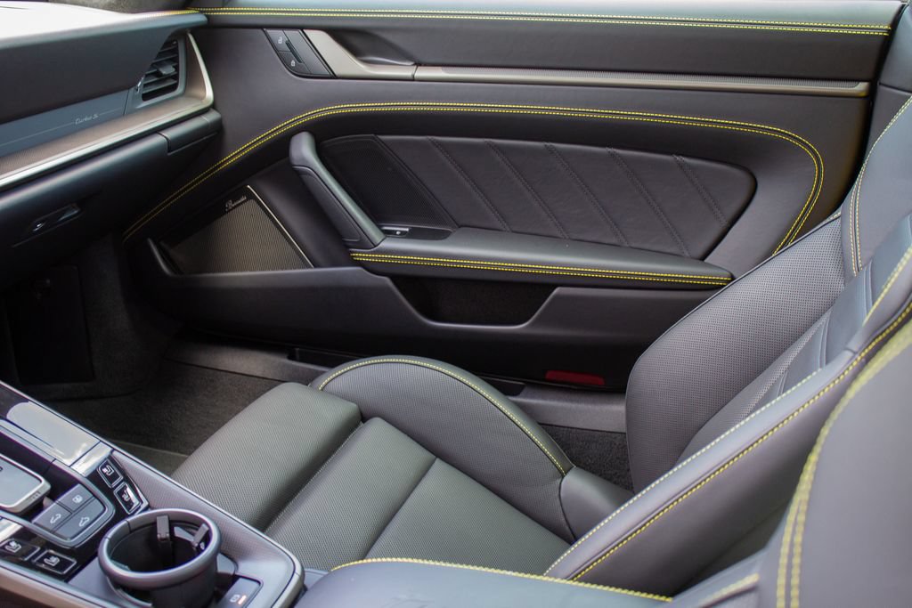 Used 2026 Porsche 911 Turbo S AWD/4WD image 19