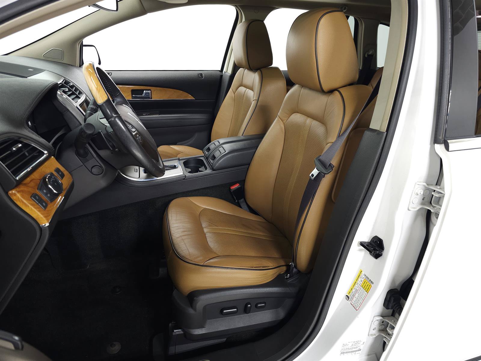 Used 2013 Lincoln MKX AWD image 12