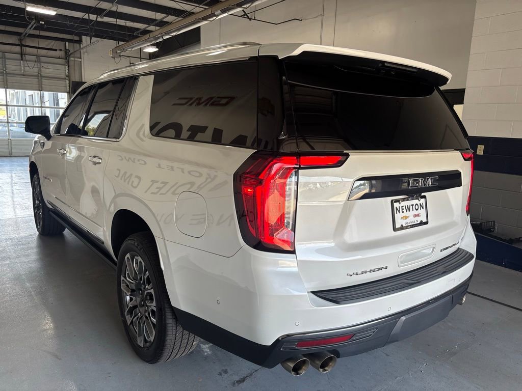 Used 2023 GMC Yukon XL Denali Ultimate image 39