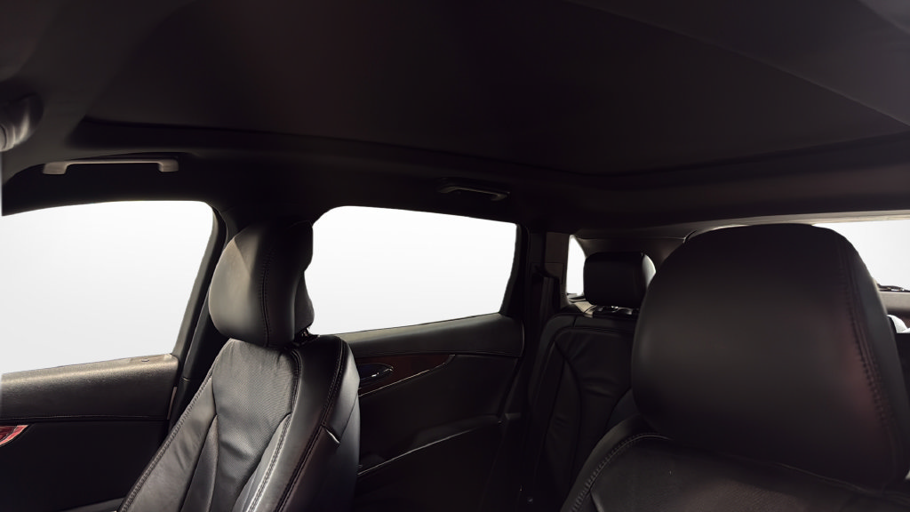 Used 2017 Lincoln MKX Reserve AWD/4WD image 31