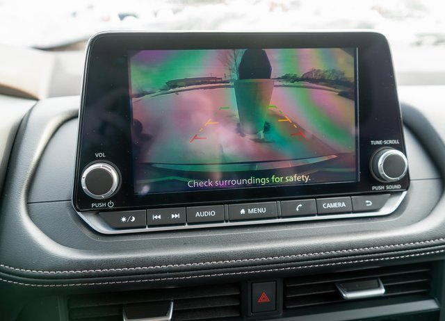 Used 2023 Nissan Rogue SV image 23