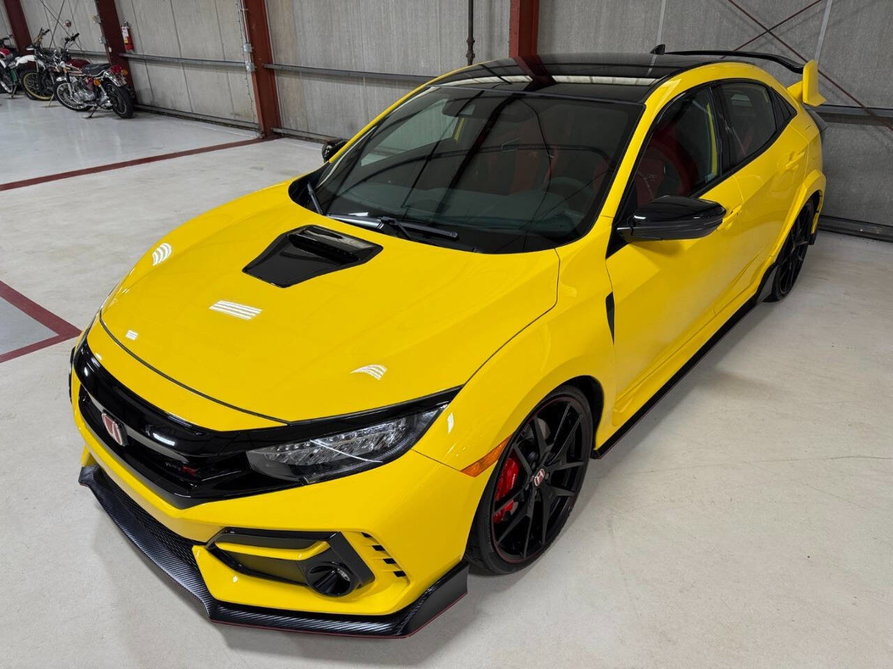 Used 2021 Honda Civic Type R Limited image 35
