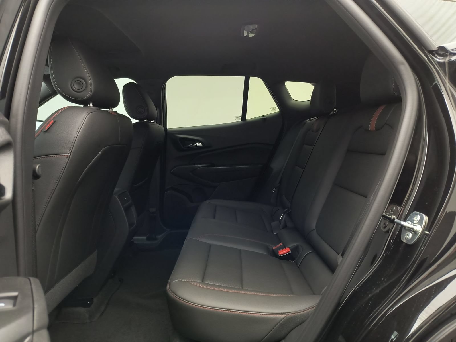 New 2026 Chevrolet Trax RS w/ Sunroof Package FWD image 13