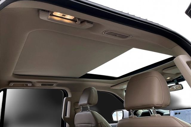 Used 2024 Ford Expedition Max Limited image 16