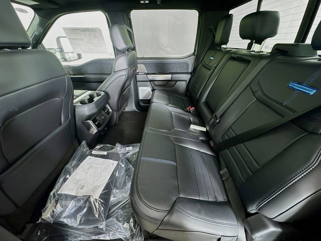 New 2025 Ford F450 Platinum w/ FX4 Off-Road Package image 26
