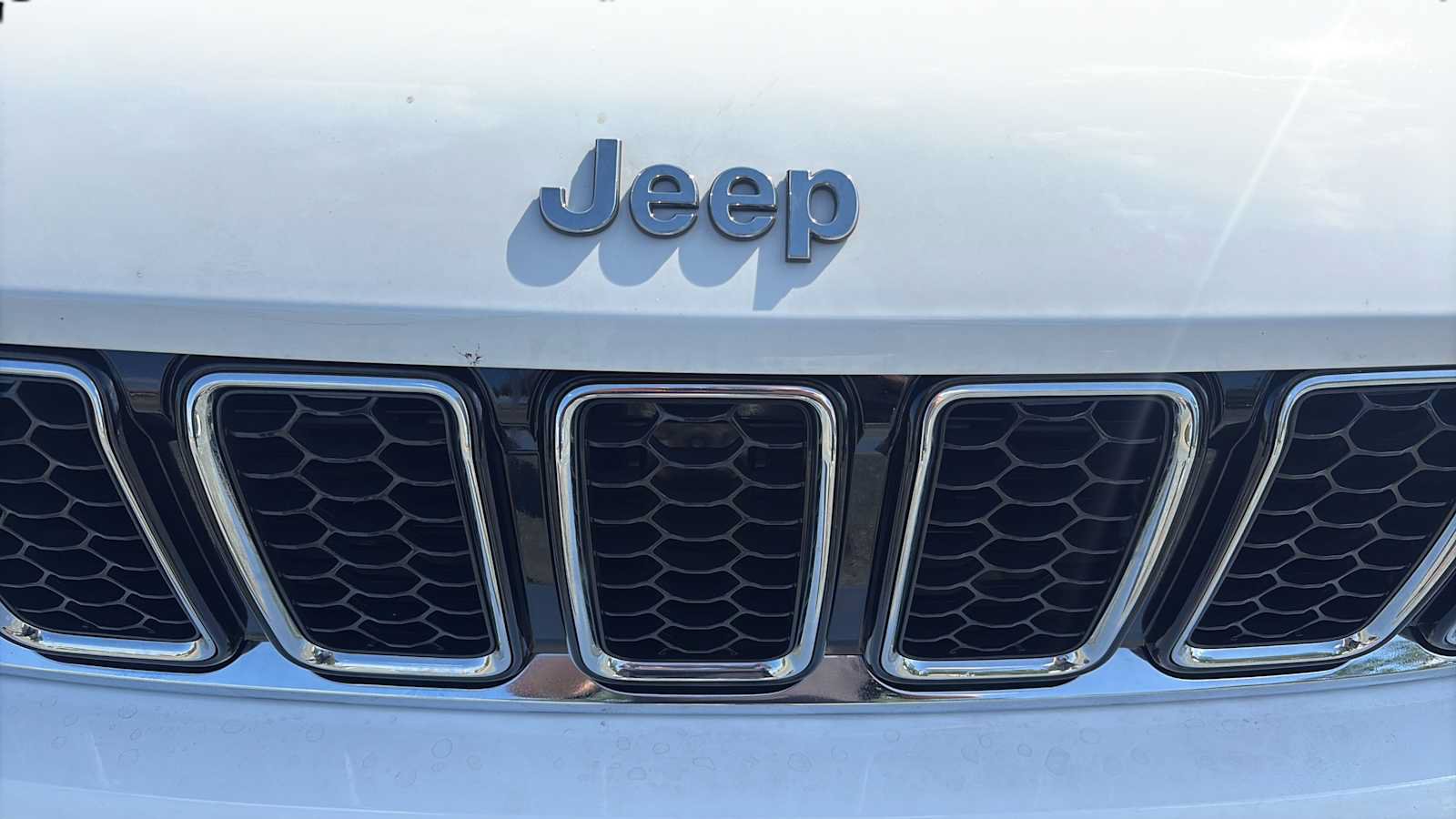 Used 2023 Jeep Grand Cherokee Overland AWD/4WD image 10
